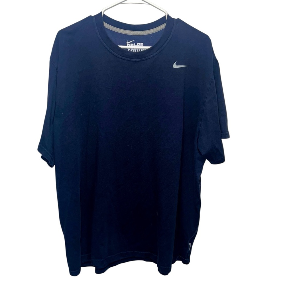 Nike Men's Dark Blue Short Sleeve Tee